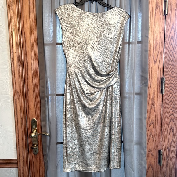 Connected Apparel Dress - Picture 3 of 4